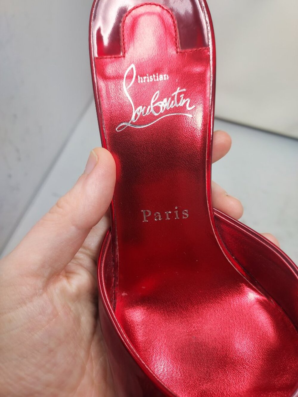 CHRISTIAN LOUBOUTIN Me Dolly Patent Red Heel Sandal - Picture 5 of 14
